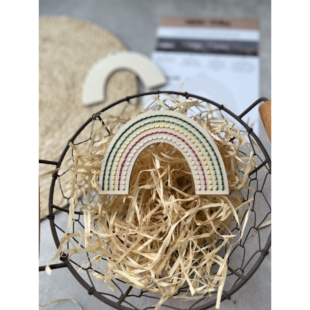 Dřevěné výřezy na dotvoření Sada vajíček na vyšívání