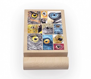 Lesní svět Dřevěný stojánek na mobil a tablet L Oči barevné