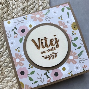 Přání Vítej na světě malé s bílým podkladem Kytičky