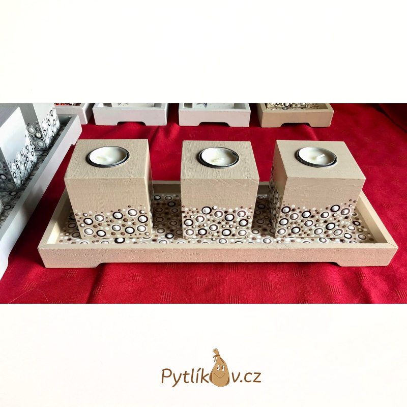 Svícen dřevěný s podtáckem Krémový - 3 svíčky