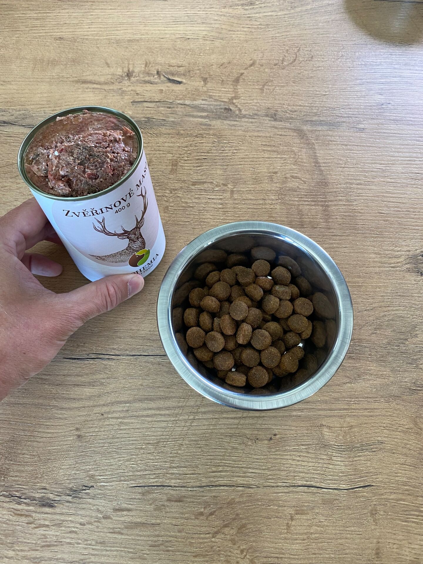 Konzerva pro psy Zvěřinové maso ve vlastní šťávě BOHEMIA 400 g