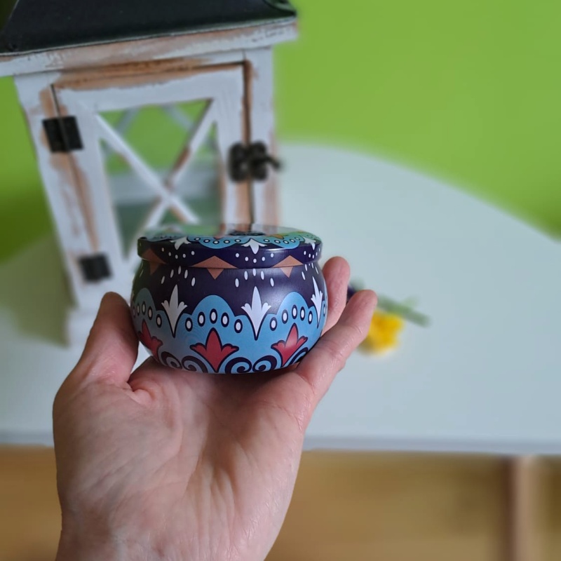 Svíčka ze 100% včelího vosku Mandala květinky