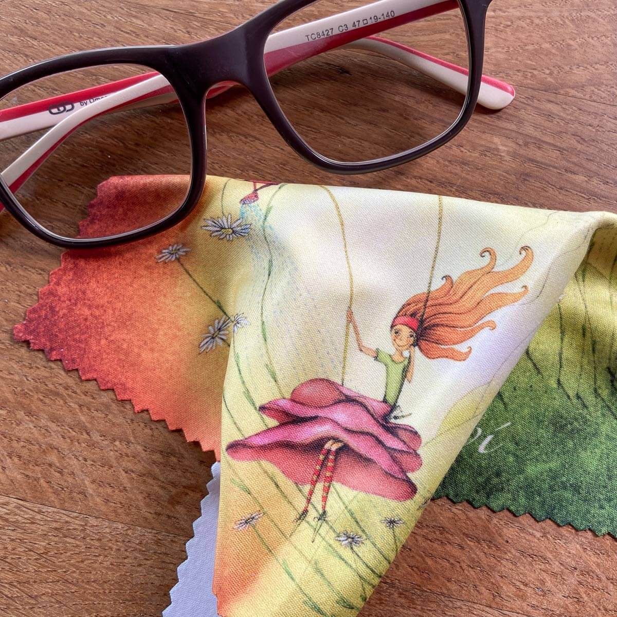 Duhová kočka Hadřík na brýle Spokojenost