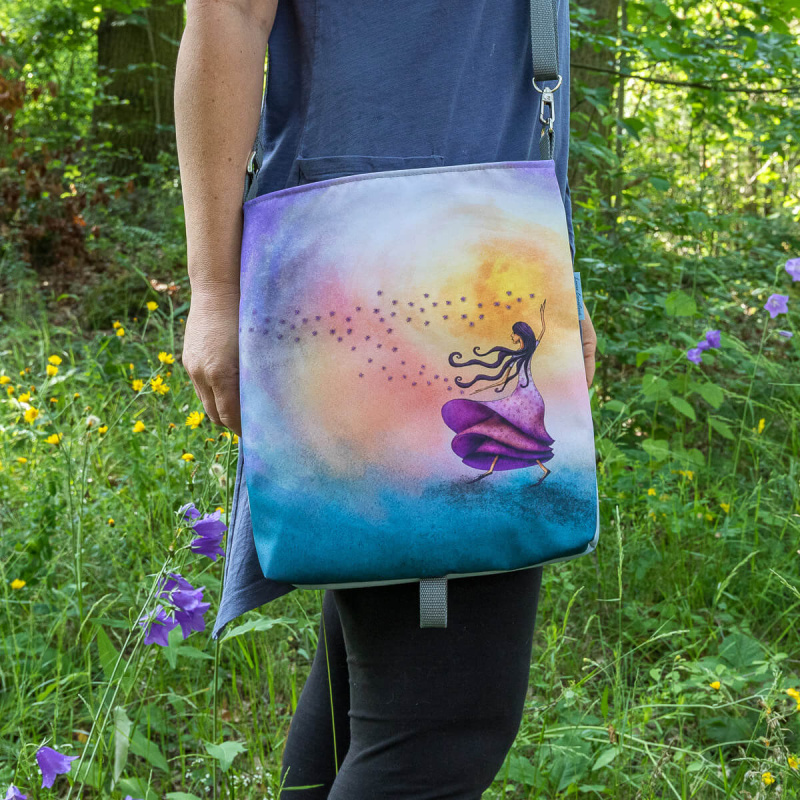 Duhová kočka Crossbody taška Tančící ve větru