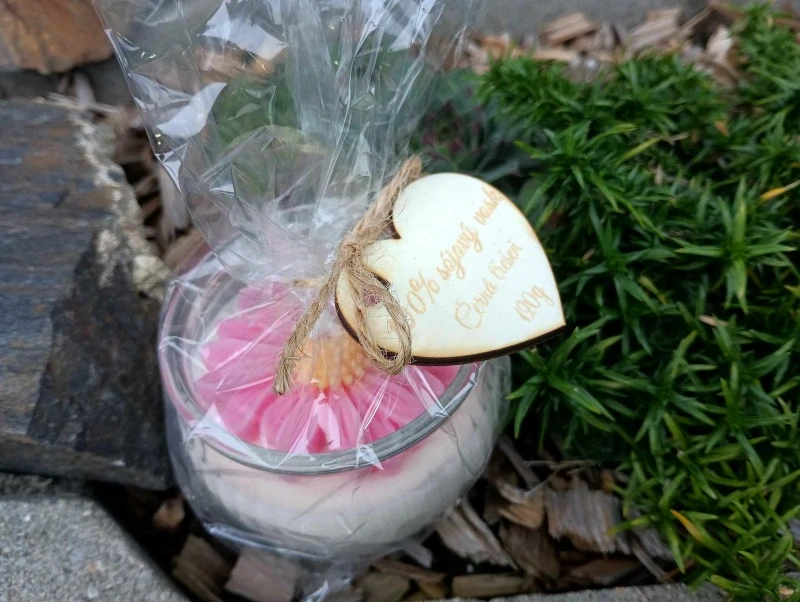 Svíčka květina ve skle 120g černá třešeň