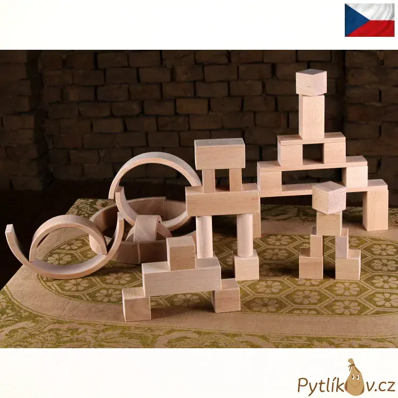 Dřevěná sada stavebních kostek S, provedení přírodní buk.
