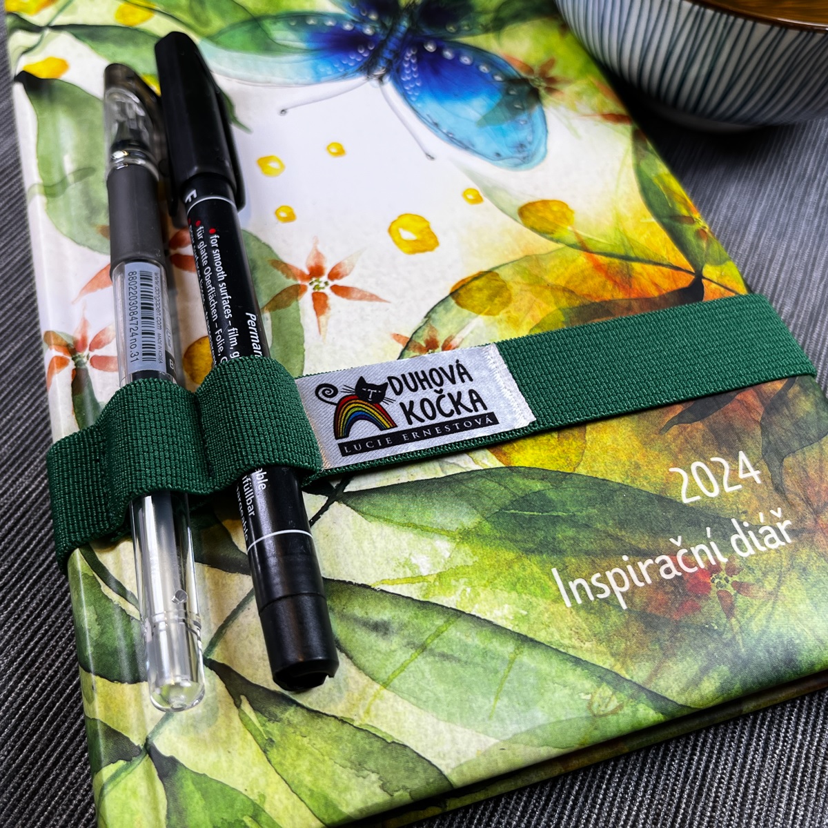 Duhová kočka Gumička na velký diář Zelená