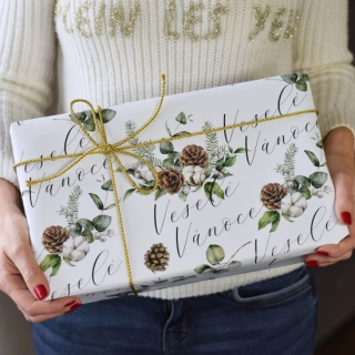 Housedecor Vánoční balící papír 0,7x1m - Veselé Vánoce