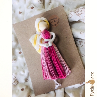 Macramé panenka 20cm