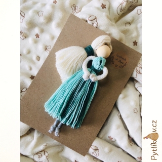 Macramé panenka 20cm