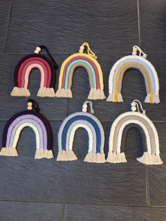 Macramé duha malá krémová se žlutou cca 25x25 cm
