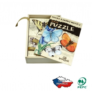 Sada dřevěného puzzle Noční a denní motýli 20 skládaček
